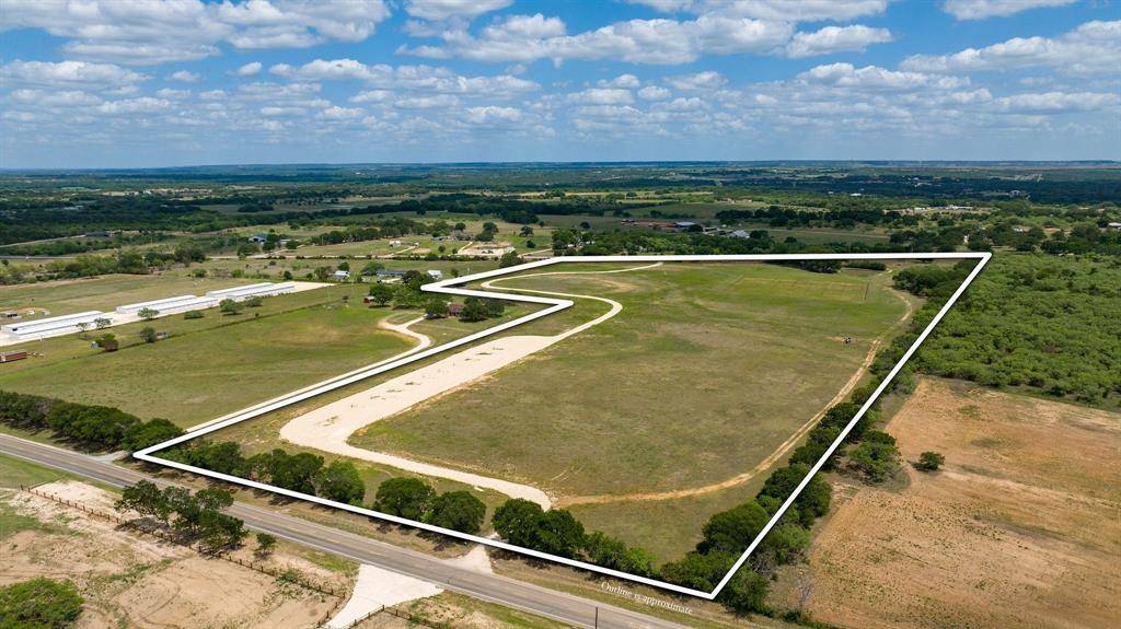 8526 N Fm 1744, Hico, TX 76457