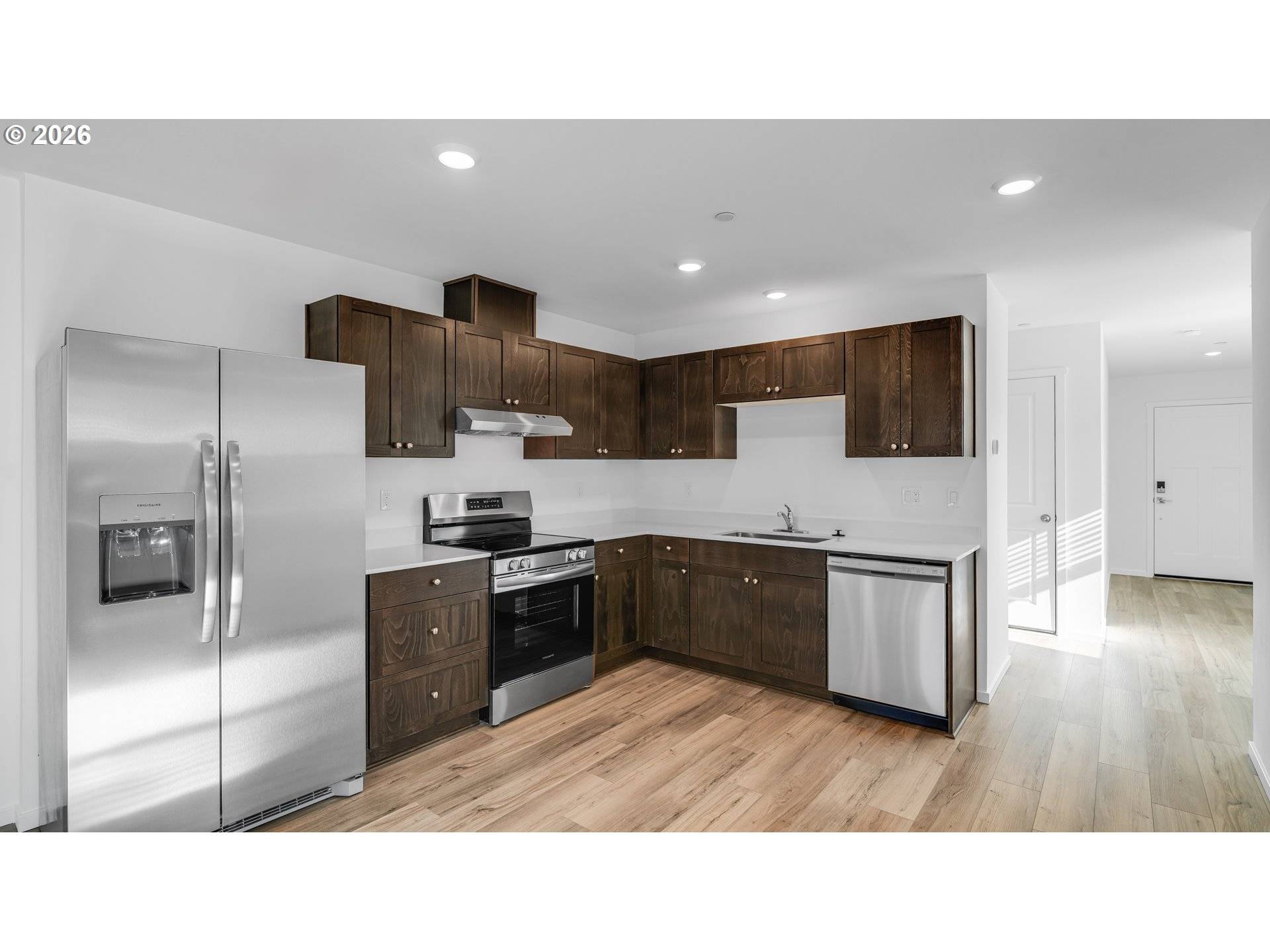 1390 NW Laura Vista DR, Albany, OR 97321