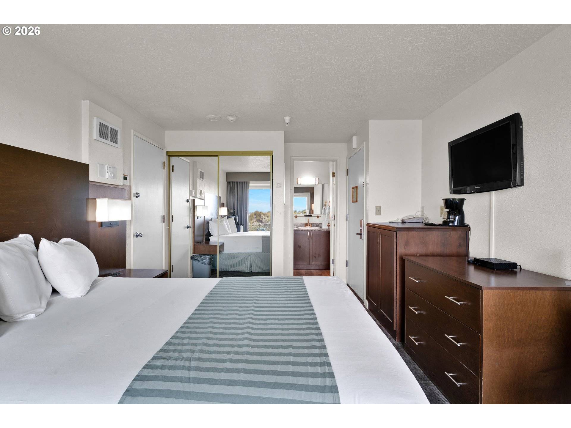 88416 1ST AVE #110/112, Florence, OR 97439