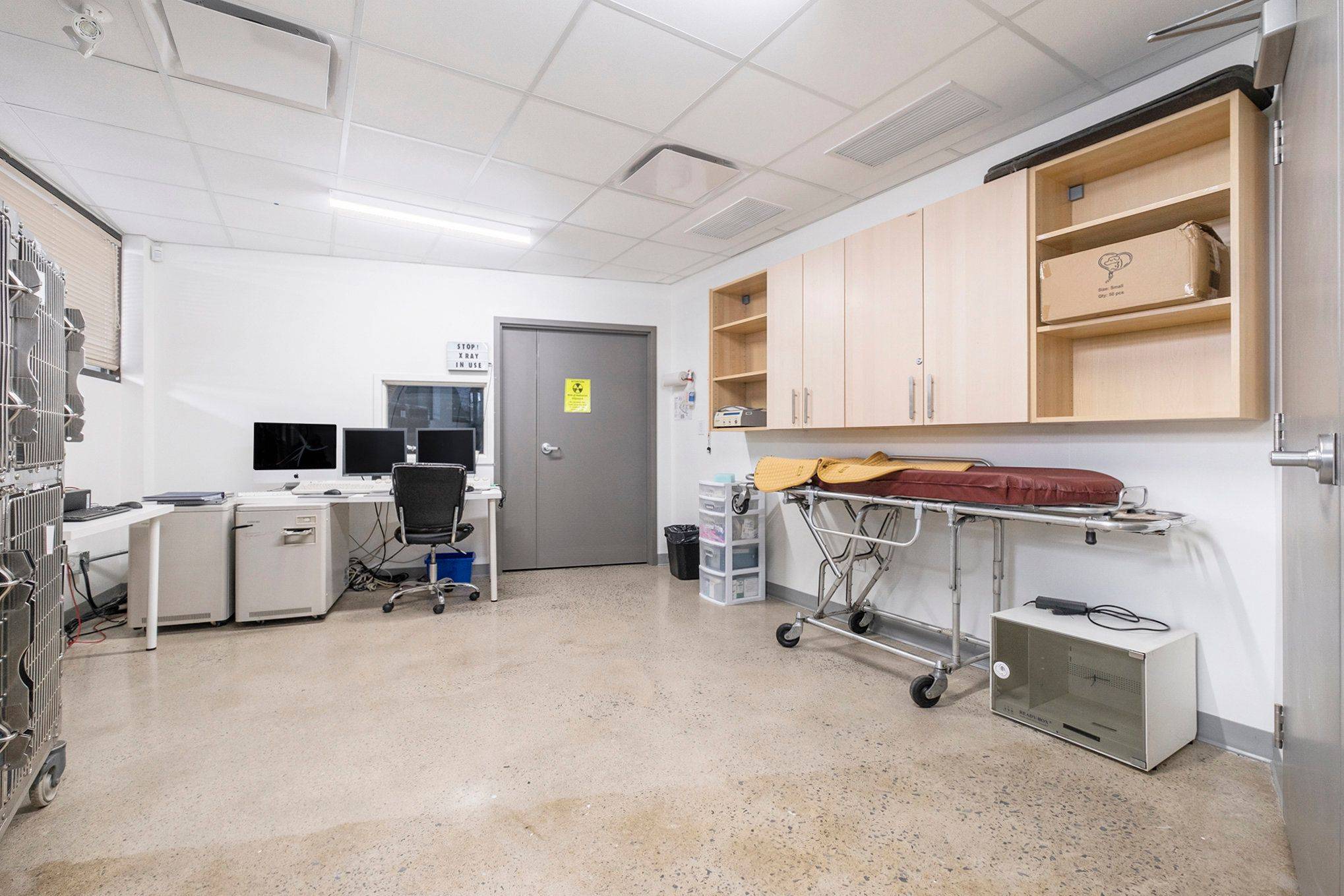 2300 CARLING AVE #103, Britannia Heights - Queensway Terrace N And Area, ON K2B 7G1