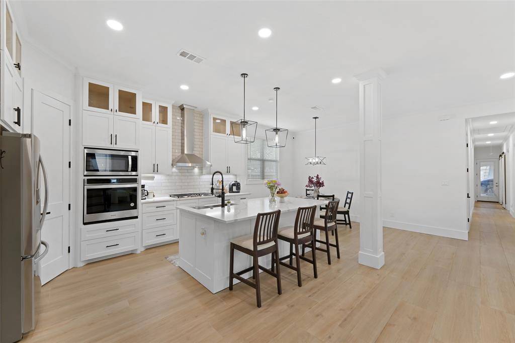 4706 Victor Street, Dallas, TX 75246