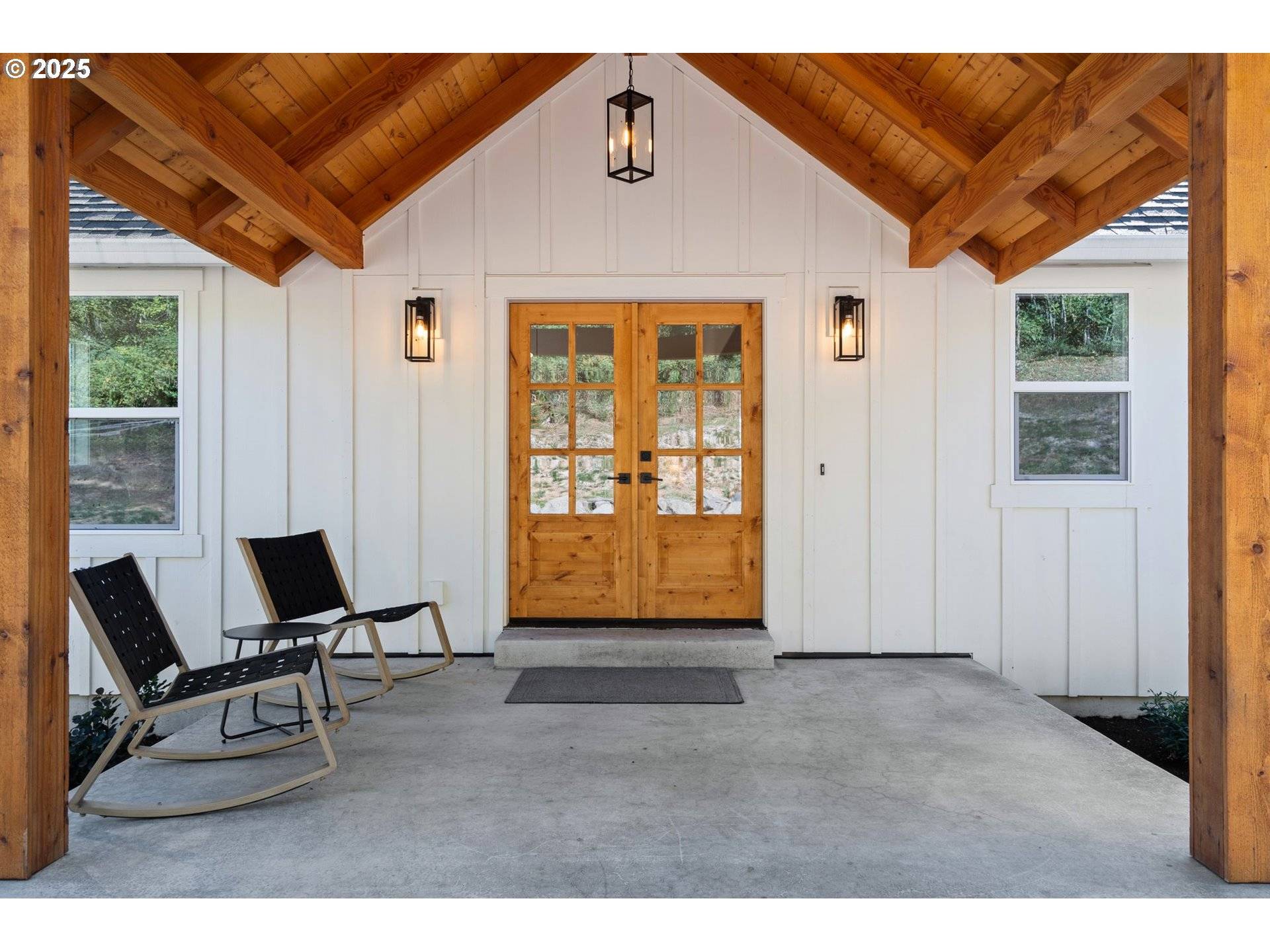 260 BALD EAGLE RD, Ariel, WA 98603