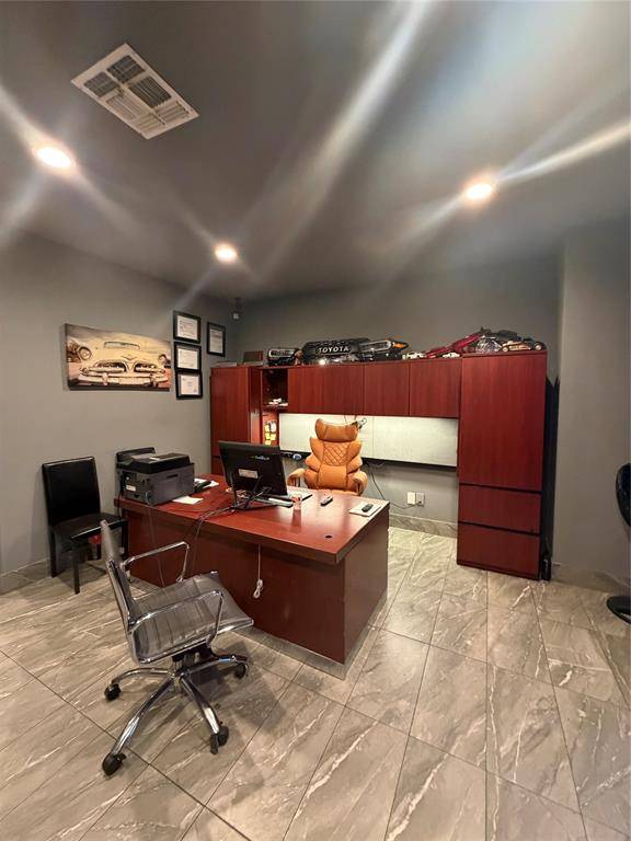 11252 Goodnight Lane, Dallas, TX 75229