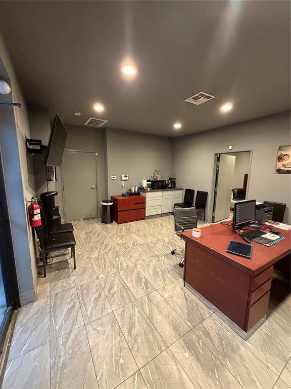 11252 Goodnight Lane, Dallas, TX 75229