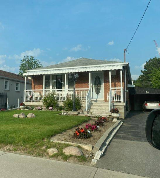 34 Bimbrok RD, Toronto E08, ON M1K 4T7