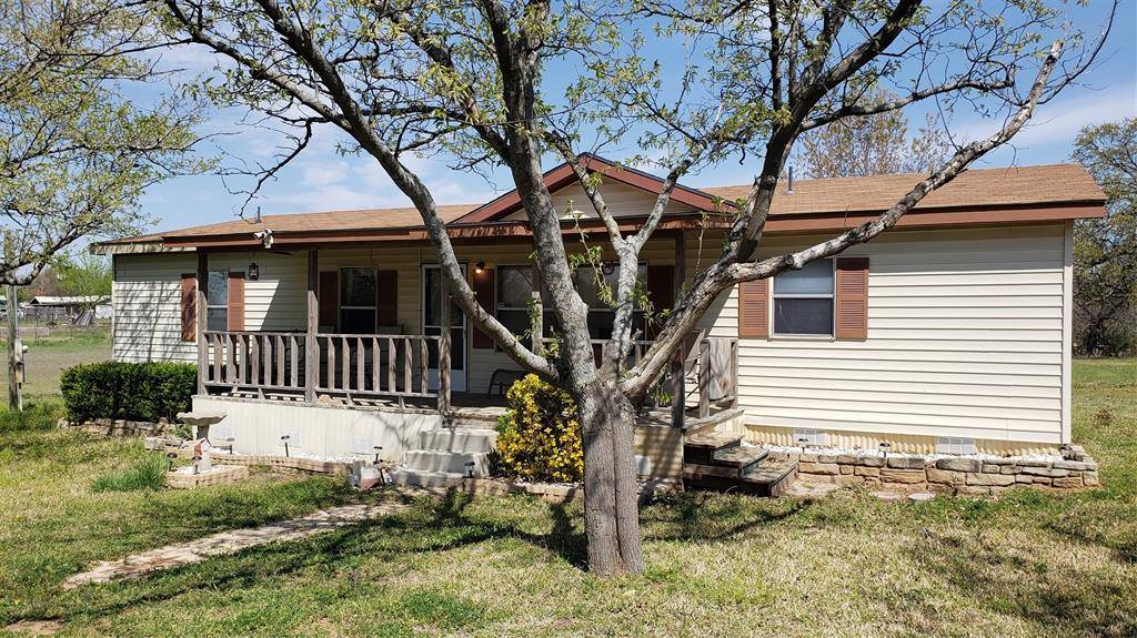 602 Airfield Road, Aurora, TX 76078