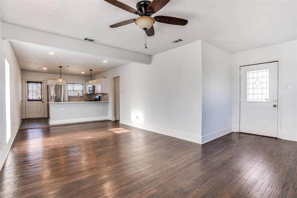 2837 Cherrywood Avenue, Dallas, TX 75235