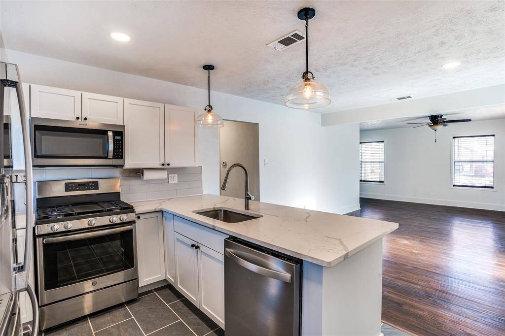 2837 Cherrywood Avenue, Dallas, TX 75235