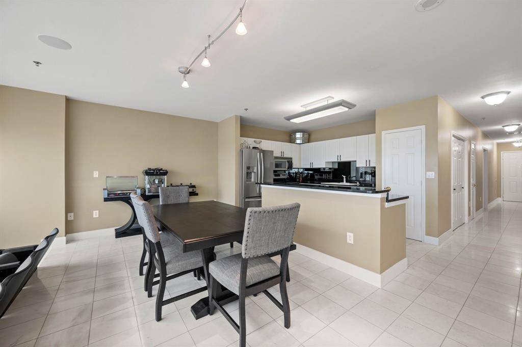 3575 Lone Star Circle #607, Fort Worth, TX 76177