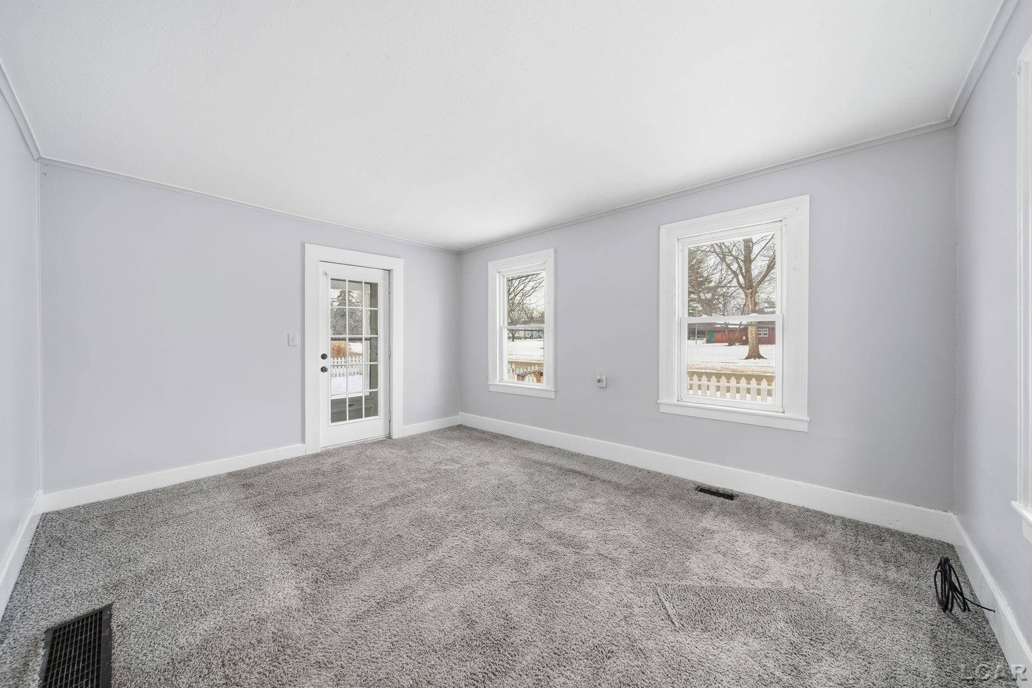 210 S Ottawa ST, Tecumseh, MI 49286