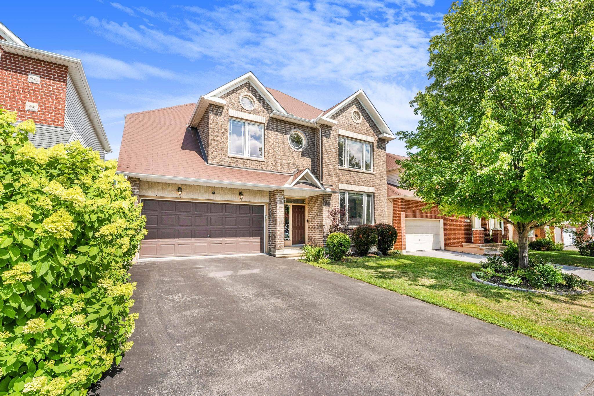 1157 Elmlea DR, Beacon Hill North - South And Area, ON K1J 6W1