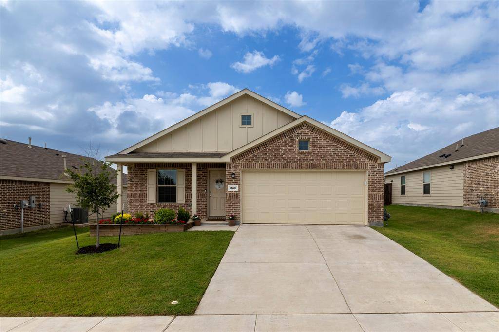 349 Ranchito Pass, Fort Worth, TX 76052