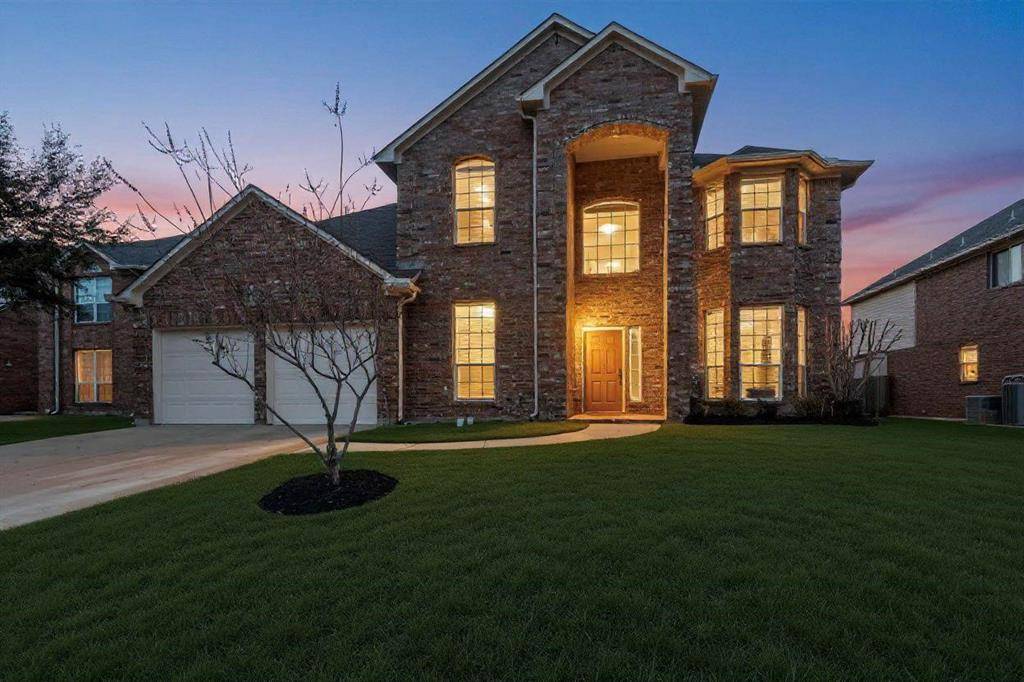 5828 Ivy Glen Drive, Grand Prairie, TX 75052