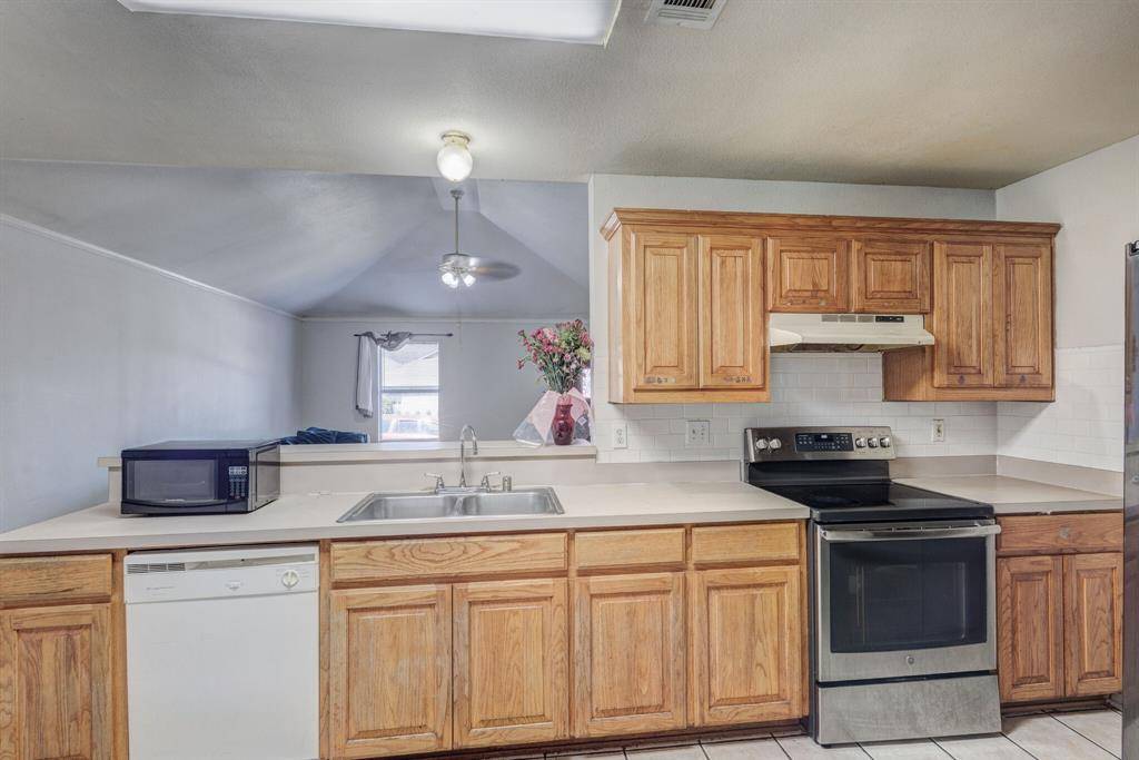 5118 Wesley Chapel Lane, Dallas, TX 75236