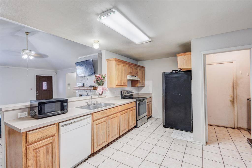 5118 Wesley Chapel Lane, Dallas, TX 75236