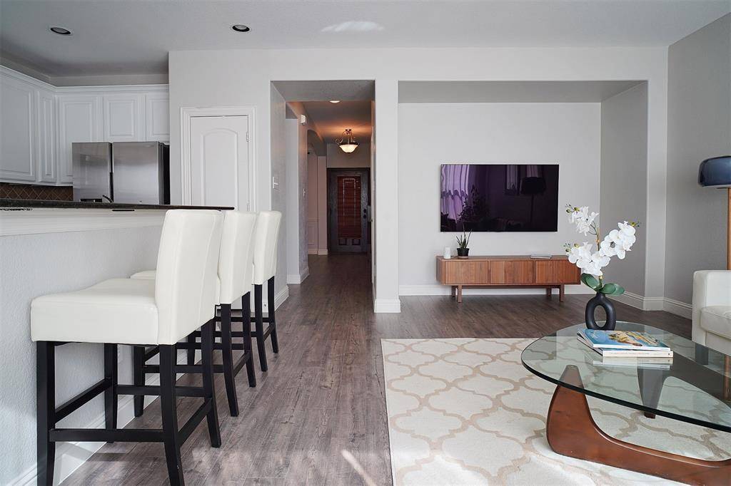 6819 Deseo, Irving, TX 75039