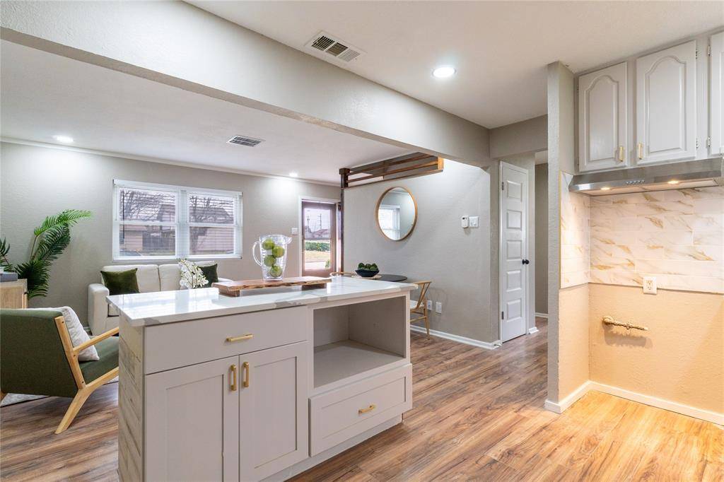 221 S Bernice Drive, Garland, TX 75042