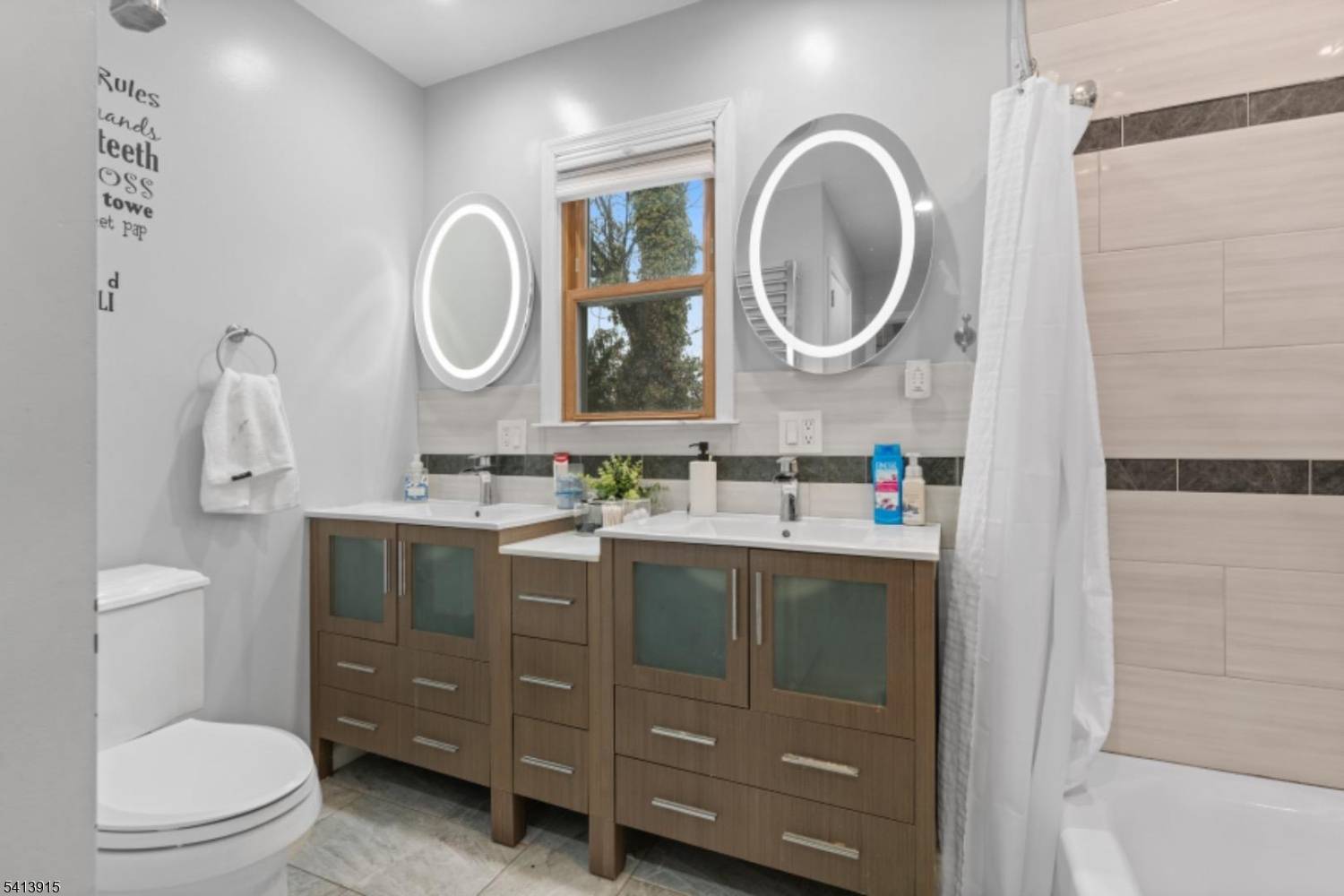 14 Andrew Ct, Bloomfield Twp., NJ 07003