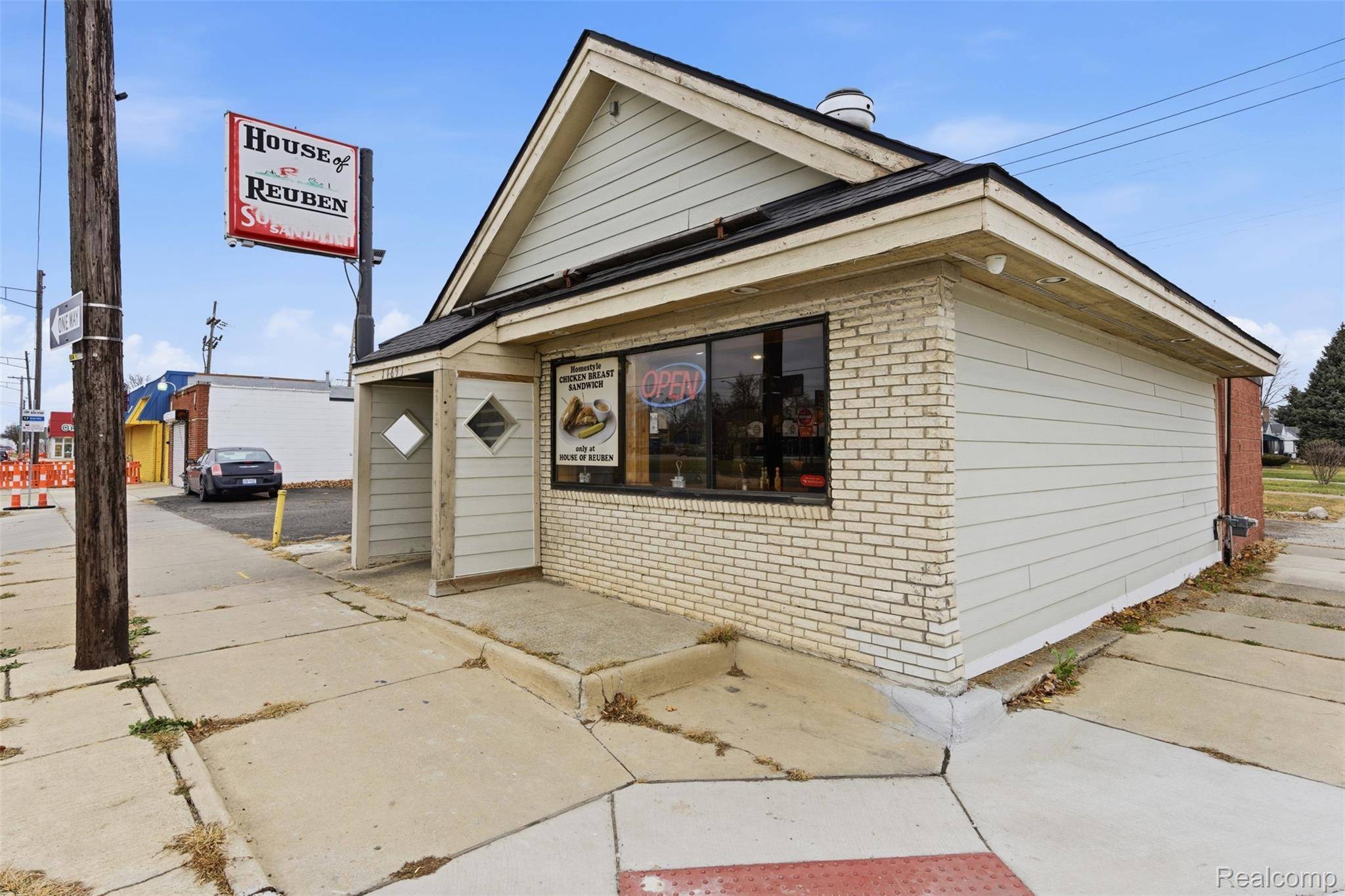 14693 E 8 Mile RD, Warren, MI 48089