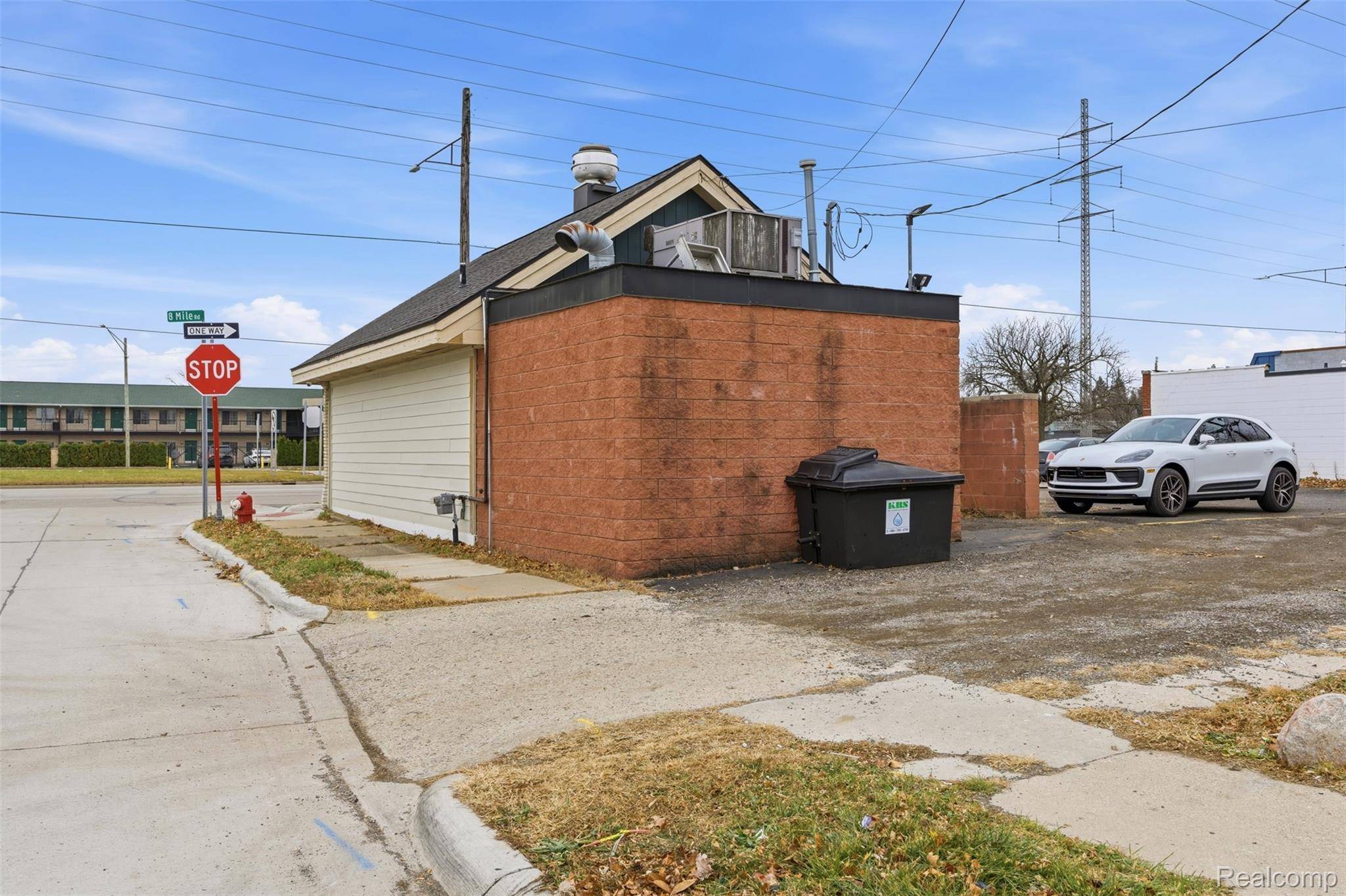 14693 E 8 Mile RD, Warren, MI 48089