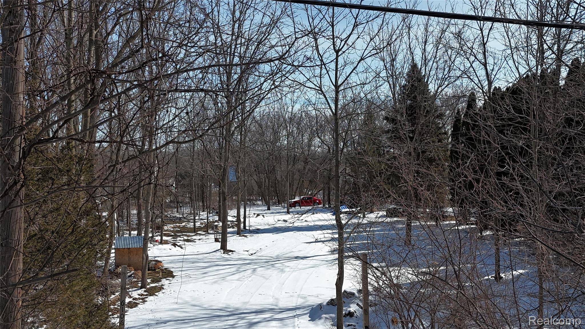 6106 E River RD, Flint Charter Township, MI 48433