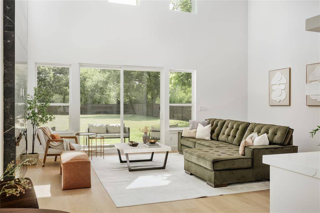 4046 Baker Avenue, Dallas, TX 75212