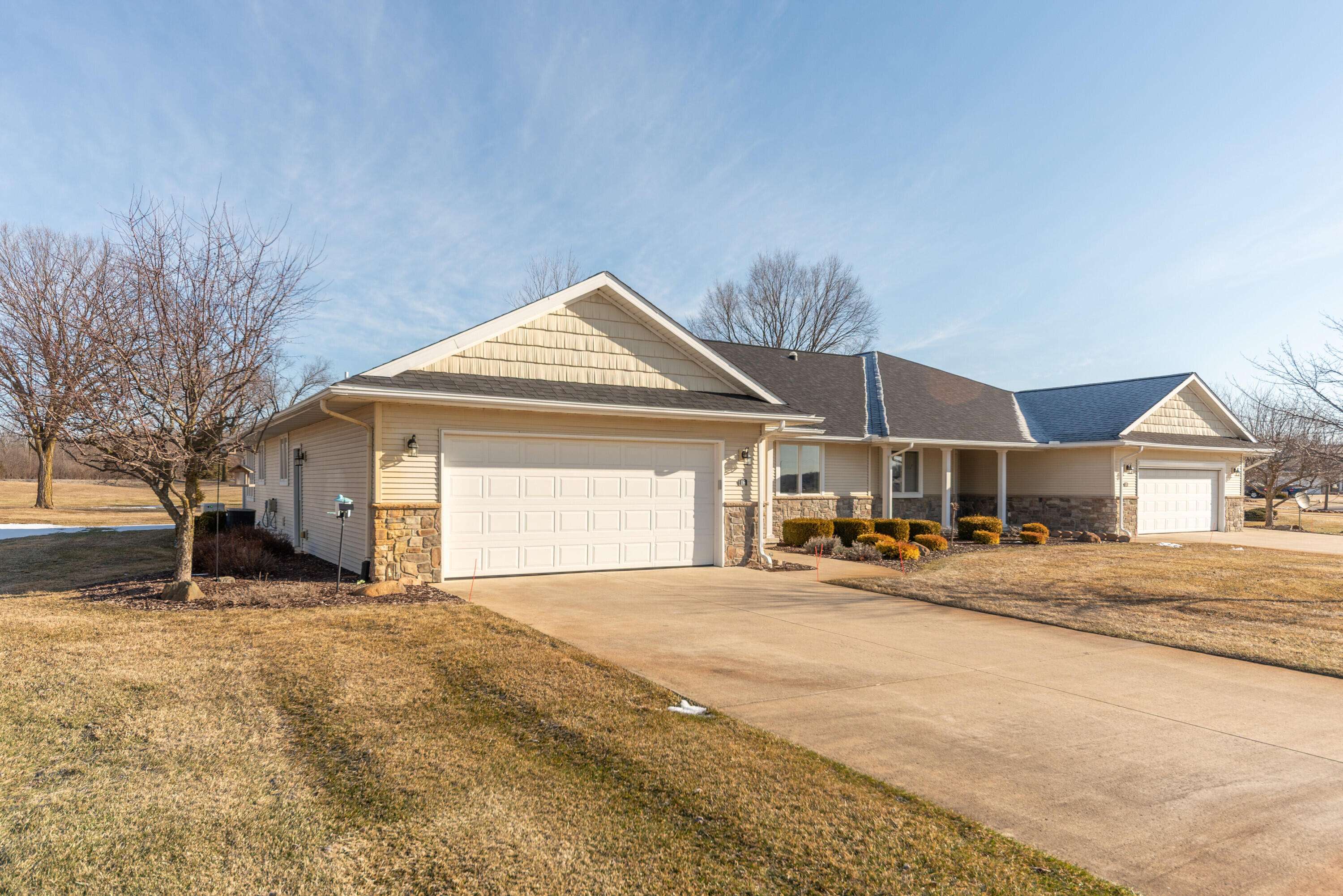 116 Joann TRL, Bridgewater Twp, MI 48176