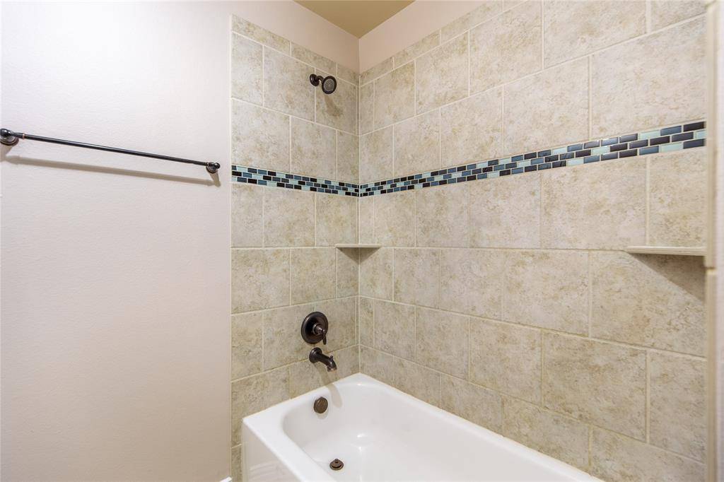 4513 Oxbow Drive, Mckinney, TX 75072