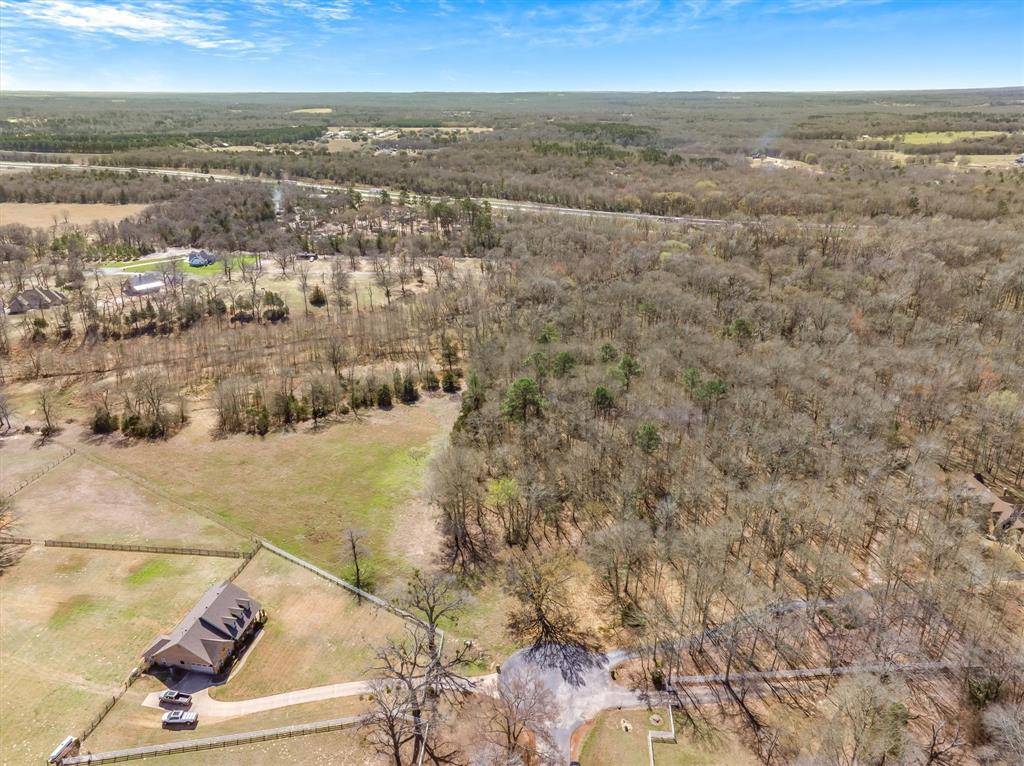 23790 Champion Drive, Lindale, TX 75771