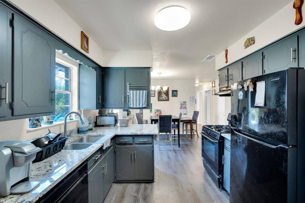 302 Cumberland Road, Waxahachie, TX 75165