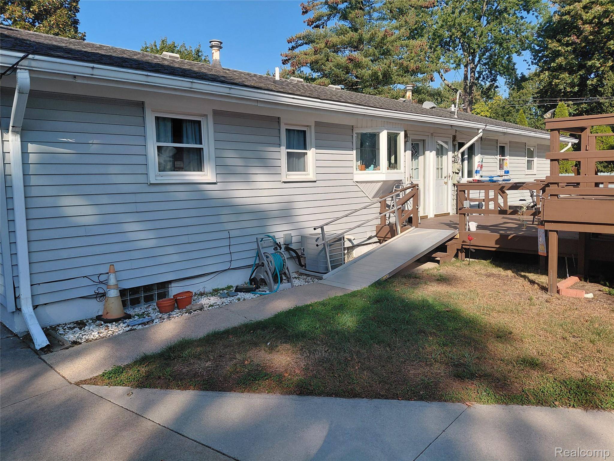 2812/2814 19th AVE, Port Huron, MI 48060