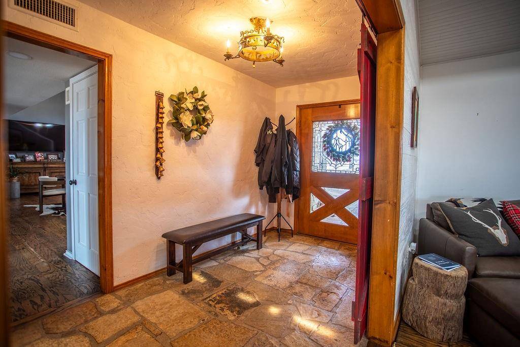 7600 S State Highway 6, Albany, TX 76430