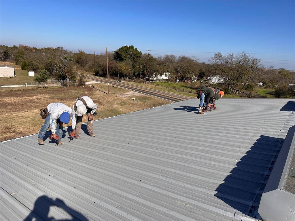 13332 FM 744, Barry, TX 75102