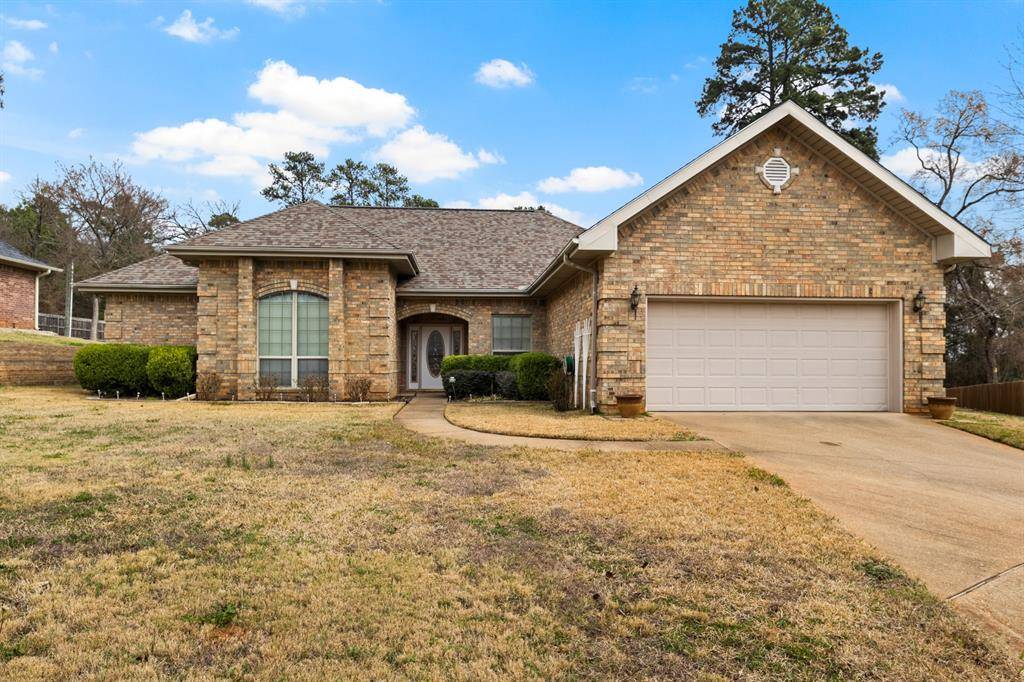 102 Dogwood Circle, Daingerfield, TX 75638