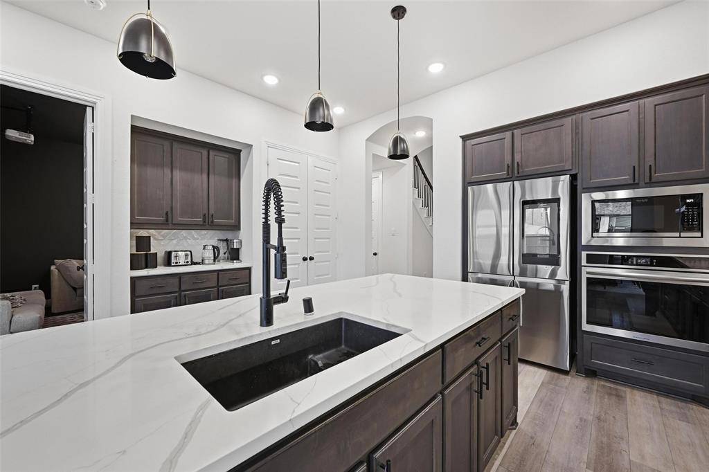 1247 Sumner Street, Aubrey, TX 76227