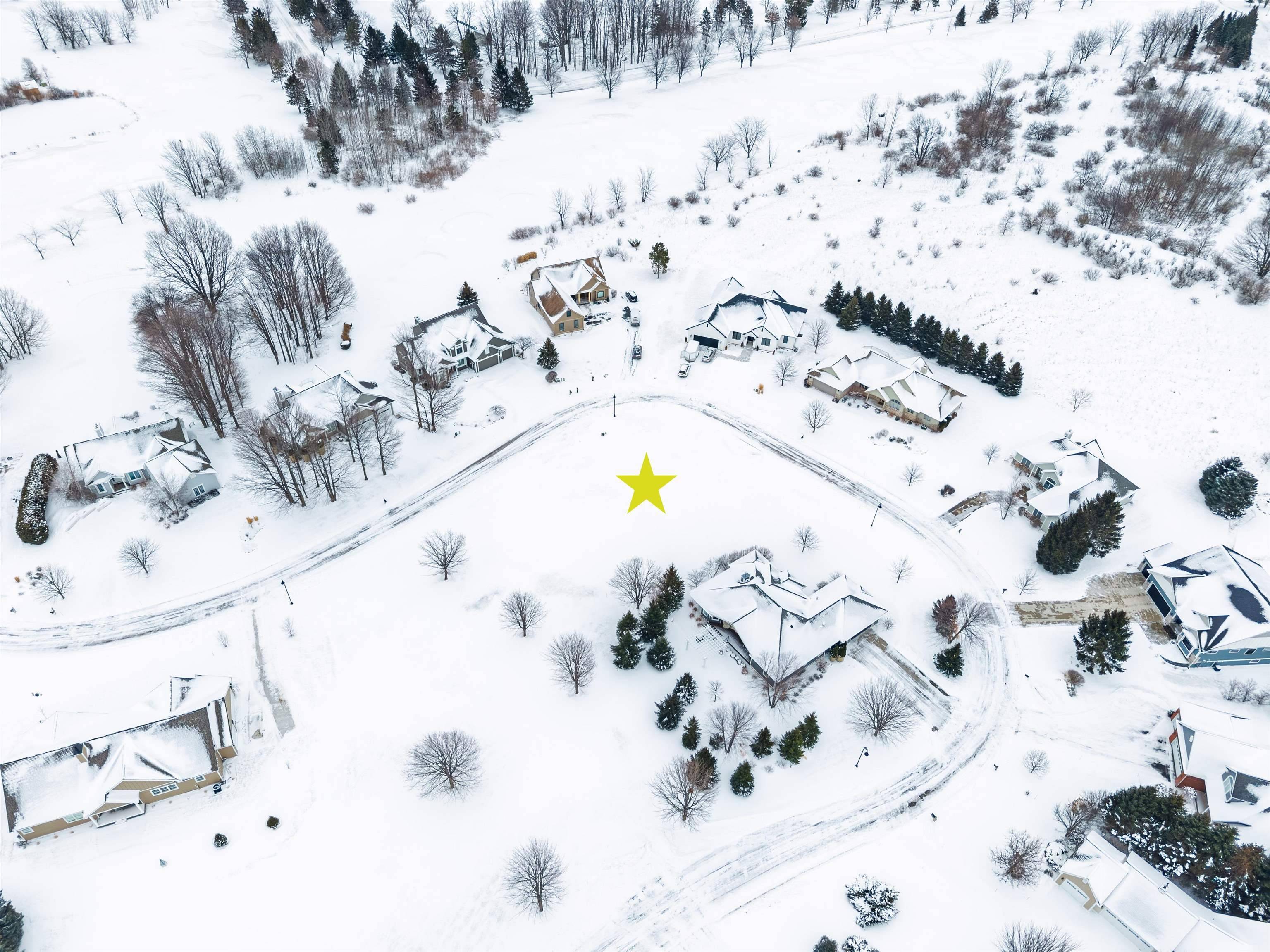 4231 Wolverine DR, Acme Twp, MI 49690