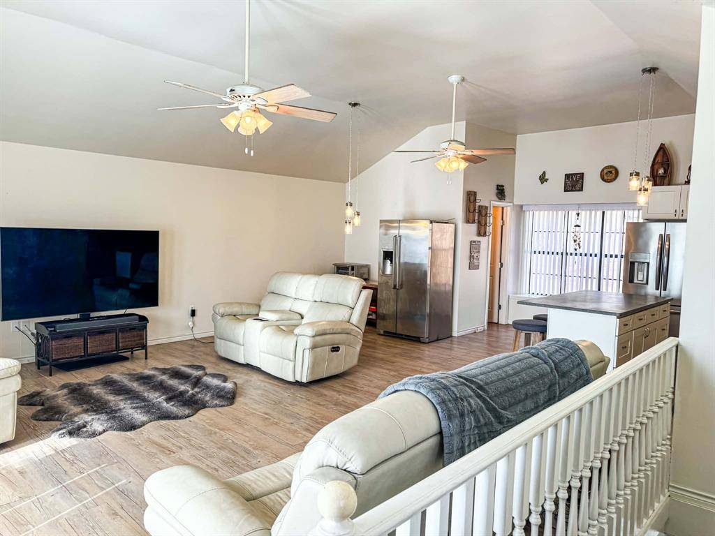 670 Redbud Drive, Avinger, TX 75630