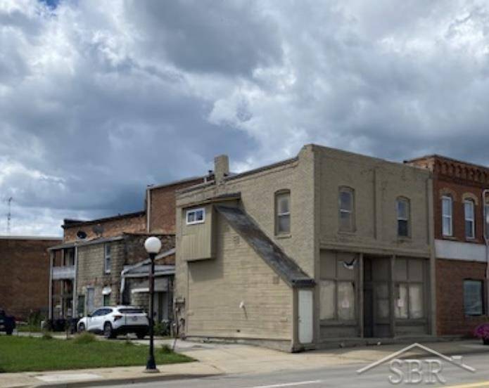 106 E Adrian ST, Blissfield, MI 49228