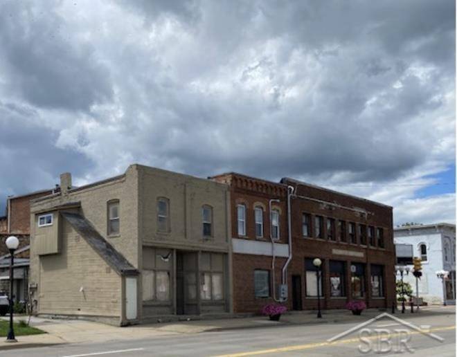 106 E Adrian ST, Blissfield, MI 49228