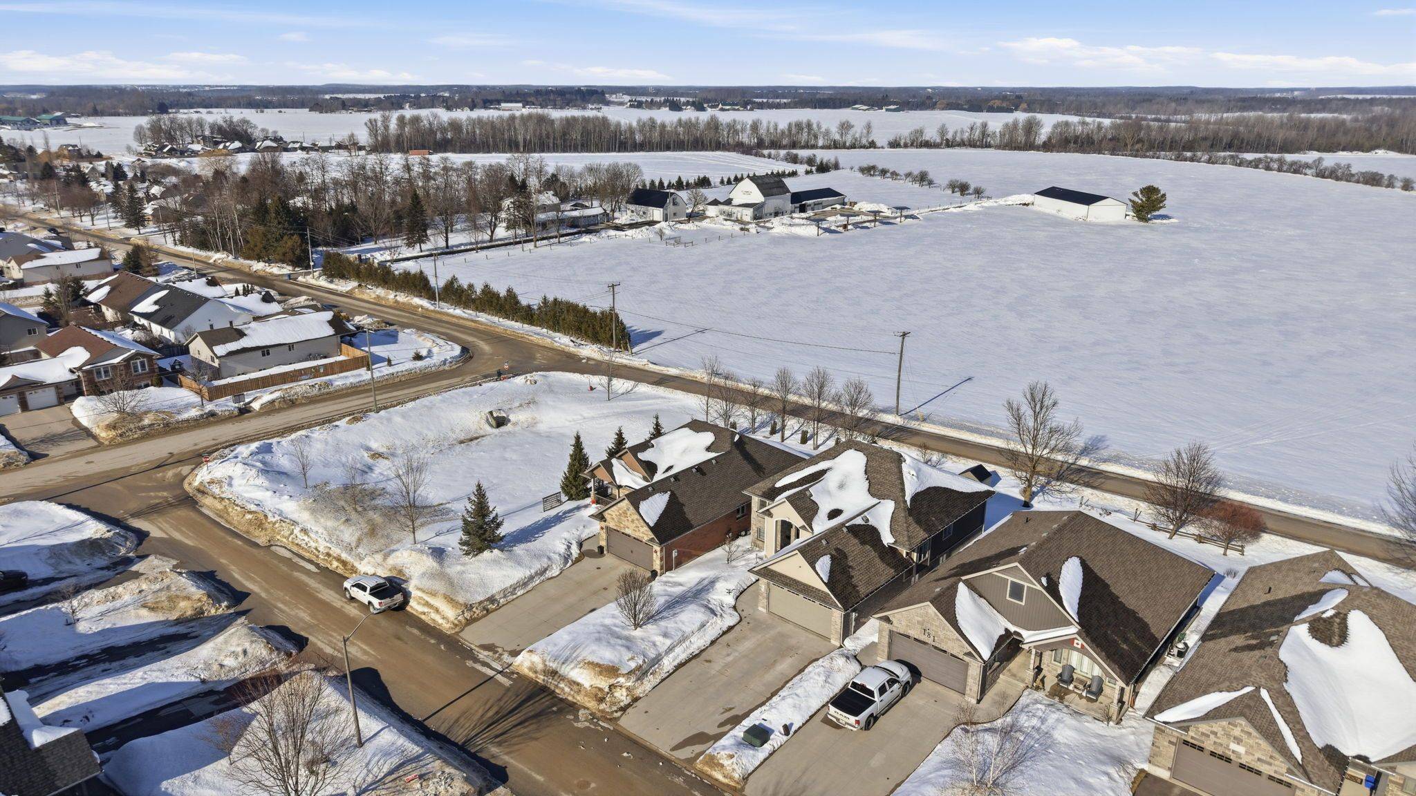 185 Ruby's CRES, Wellington North, ON N0G 2L2