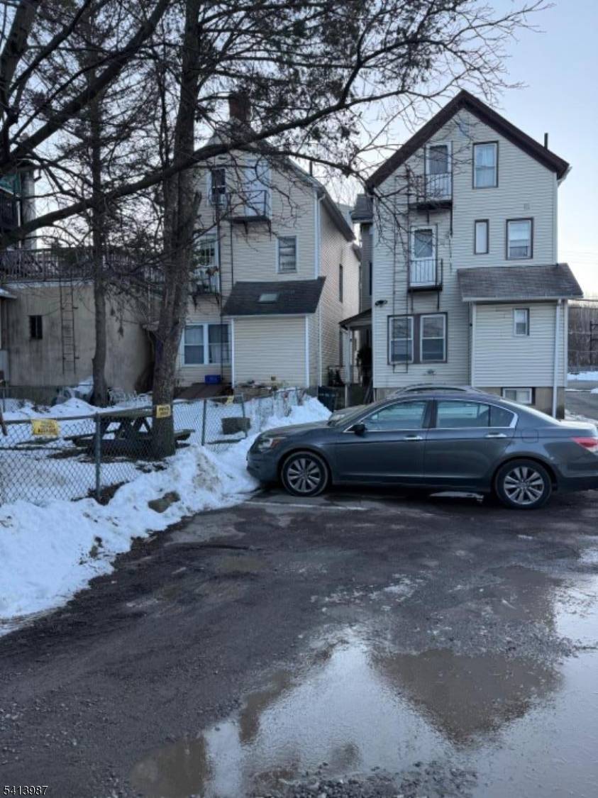 5 A&B Dewey St, Dover Town, NJ 07801