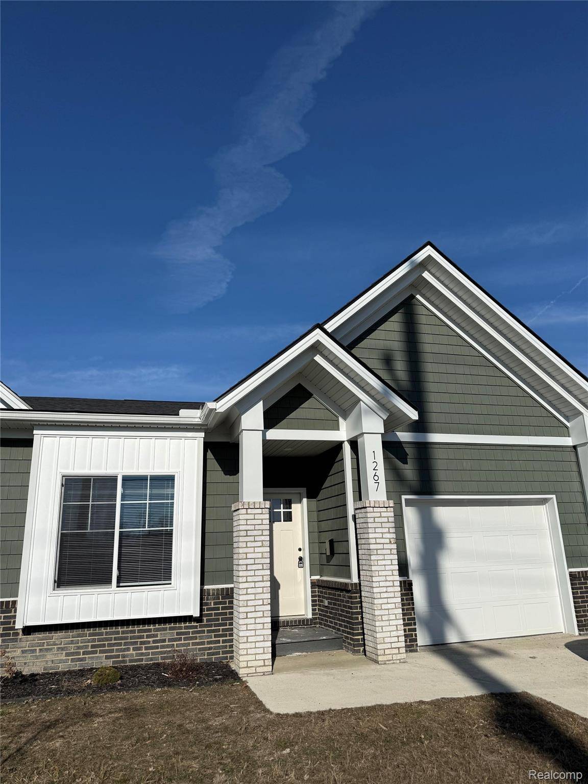 1267 Huber Drive, Monroe, MI 48162