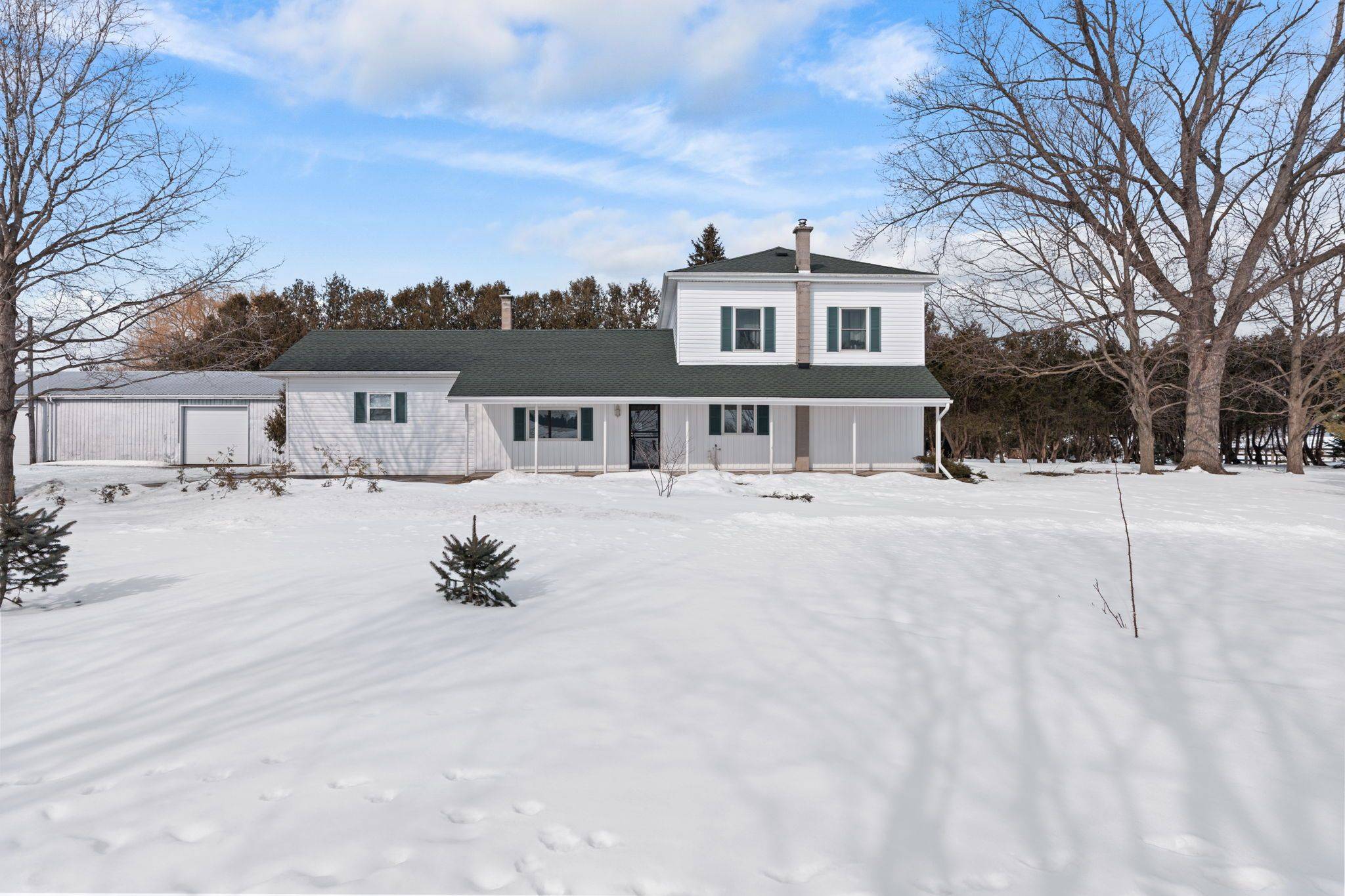 76651 London RD, Bluewater, ON N0M 1L0