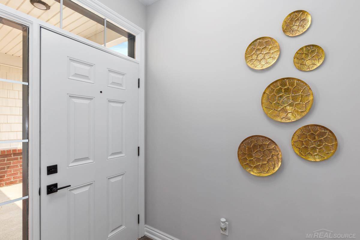 5775 Lakeway DR, Brighton Twp, MI 48116