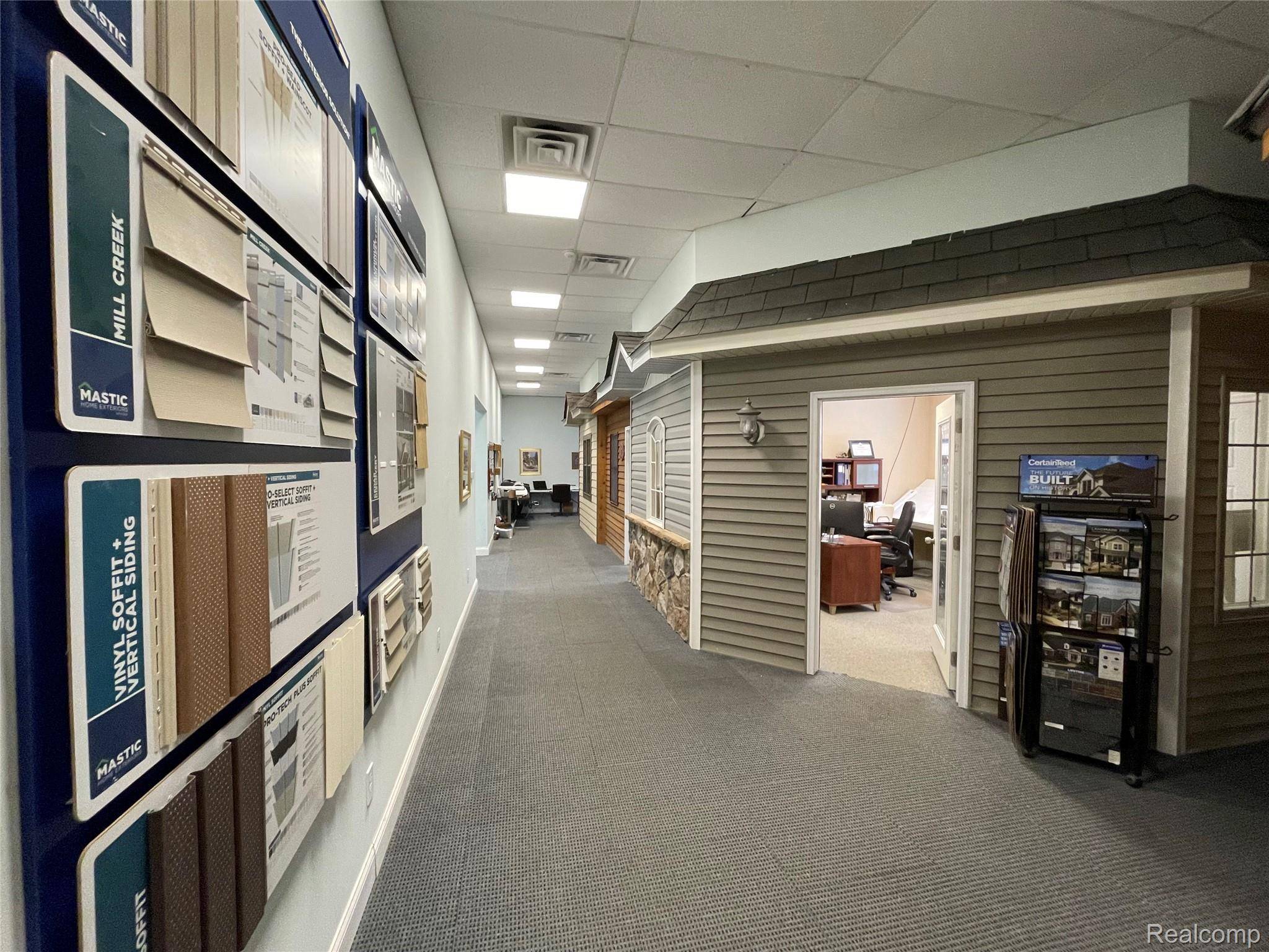 475 Webster ST, Pinckney Village, MI 48169