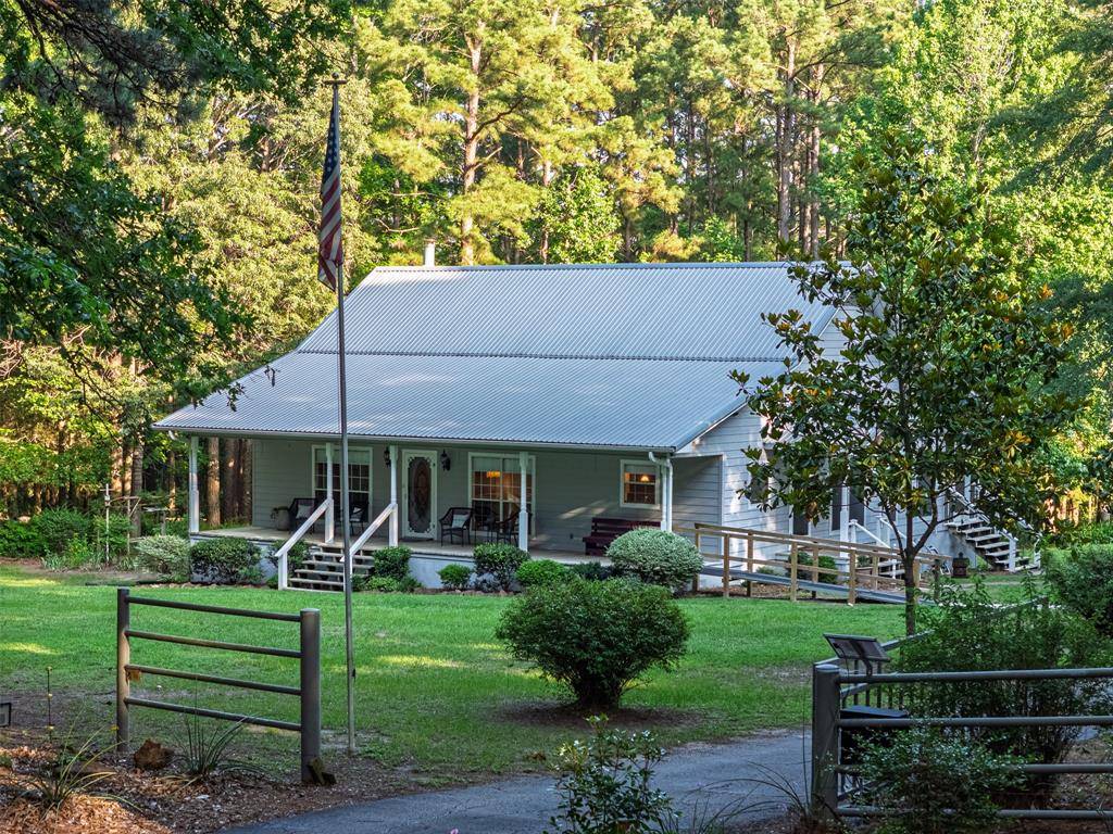 329 County Road 2804, Alto, TX 75925