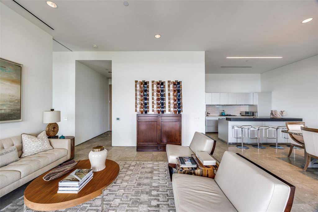 1717 Arts Plaza #1808, Dallas, TX 75201