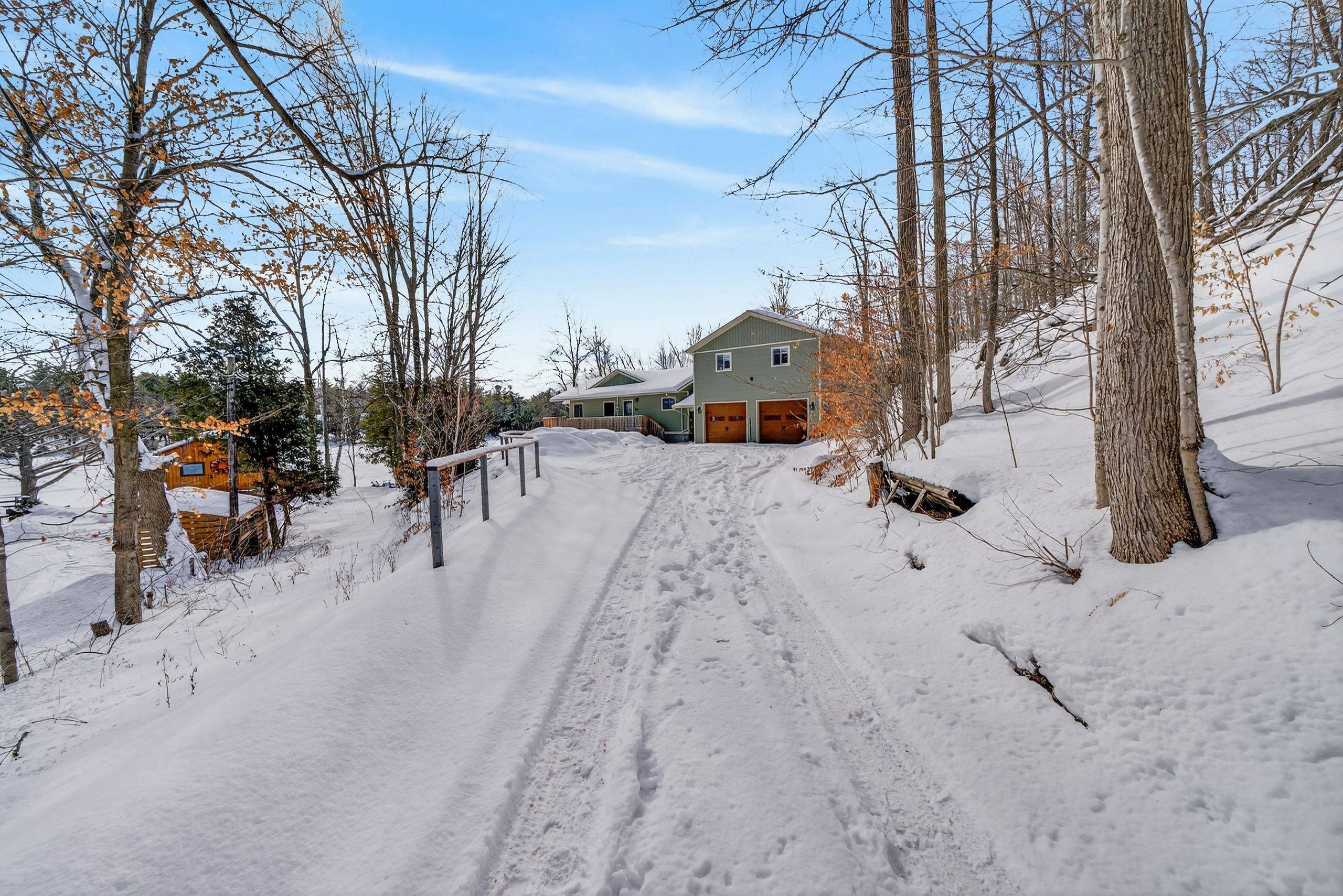 1521 Ormsbee RD, Frontenac, ON K0H 1H0