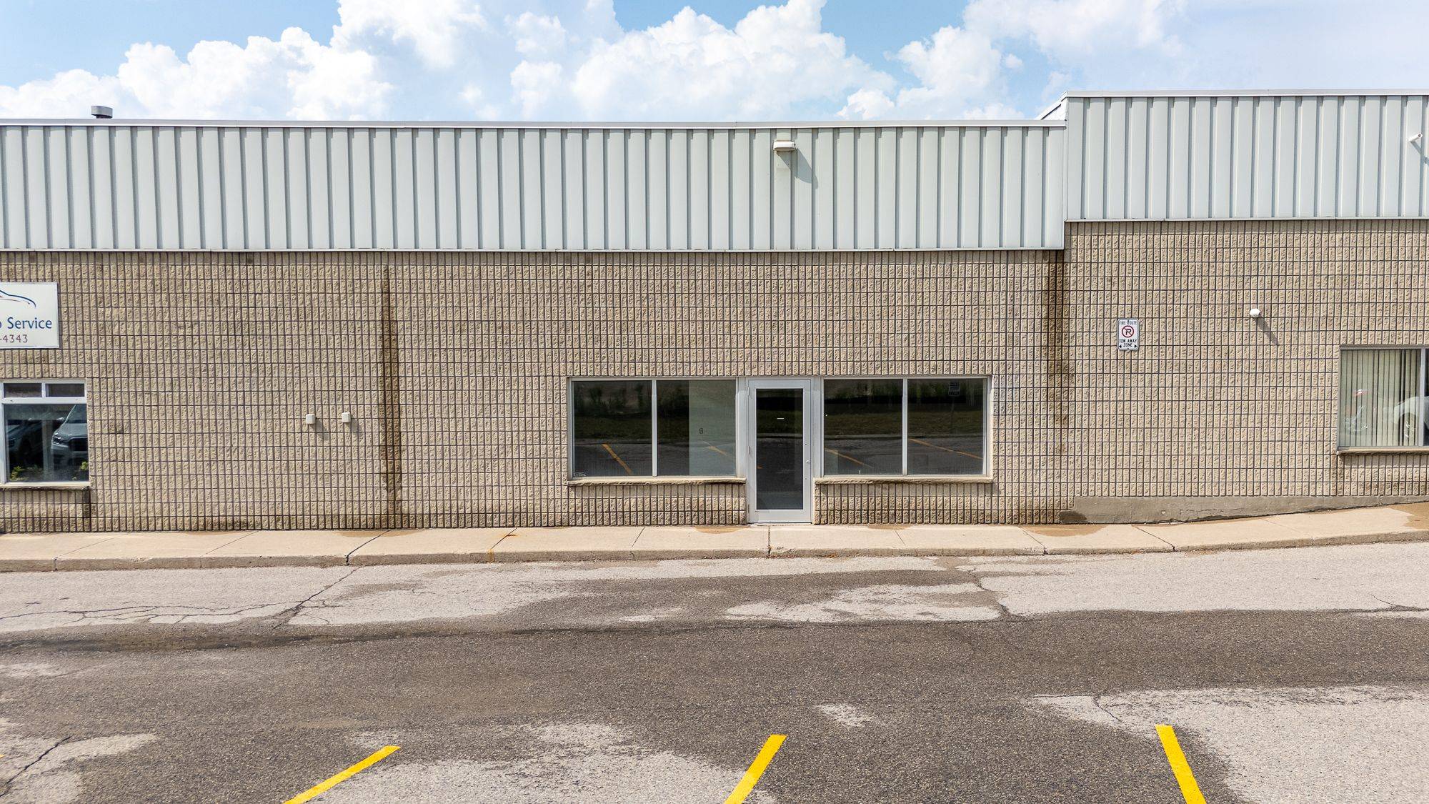 138 Sandiford DR #4, Whitchurch-stouffville, ON L4A 7X5