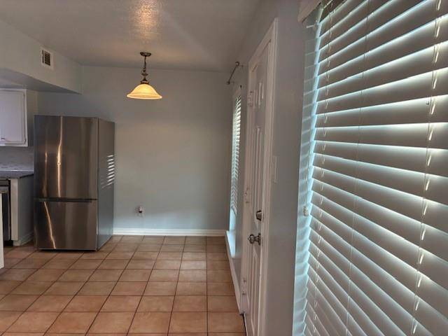 425 S Oak Street #101, Arlington, TX 76010